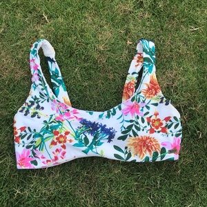 Floral Roxy bikini top